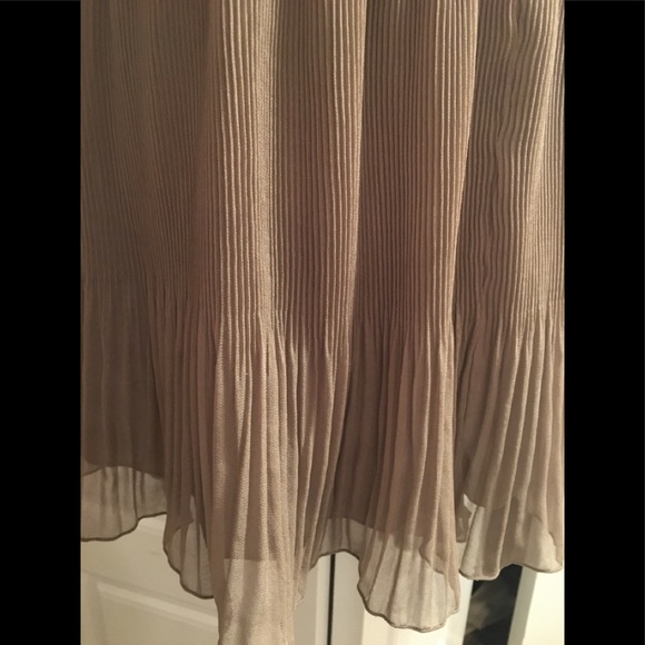 🌾 2/$25 dressy pleated shorts - Picture 6 of 9